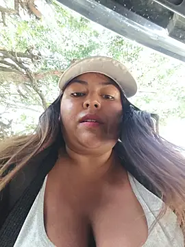 OUTDOORS_VELEN webcam model