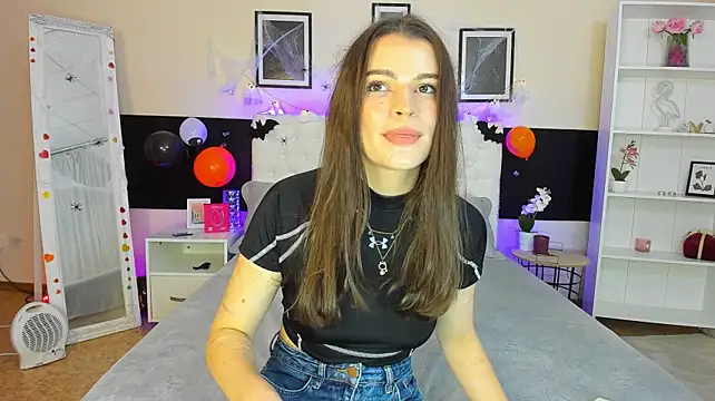 JulietaaShy live cam on StripChat