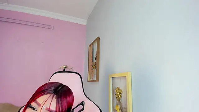 SaritaSweet_ live cam on StripChat