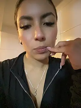 Julieth_ec_, modelo webcam