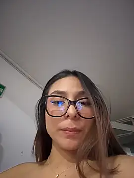 amira_cute2 live cam