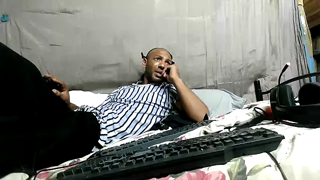 Camodick live cam on StripChat