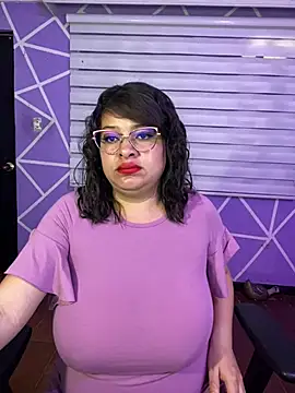 MiiaaJoness