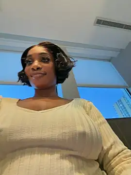 ___Nessa, modèle webcam