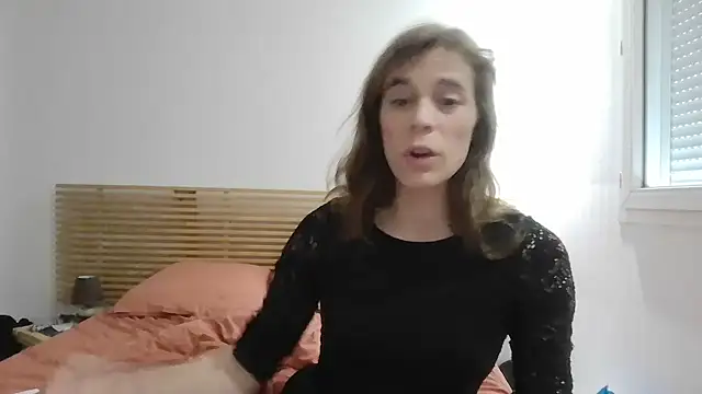 Stacy_de_la_nuit live cam on StripChat
