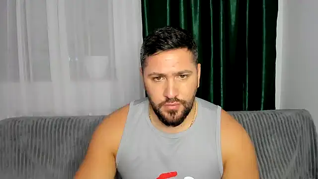 Gold_Alpha_Boy webcam model