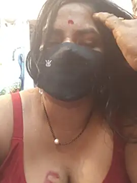 Sravanthi-bb