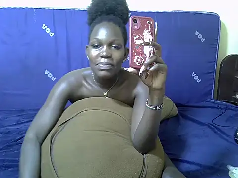 black_beautie00 live cam on StripChat