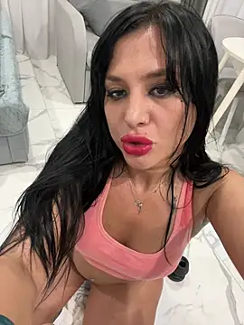 Kitty_Candimila