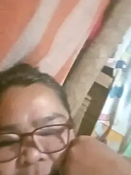 cris_tita live cam preview