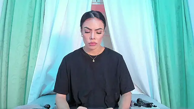 Blackywhiite live cam on StripChat