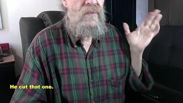 Uncle_Hottie in webcam