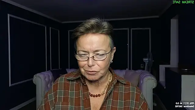 Lia_Light live cam preview
