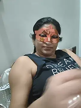 Arck_Royalgirl