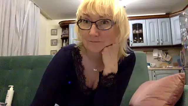 Zeyona