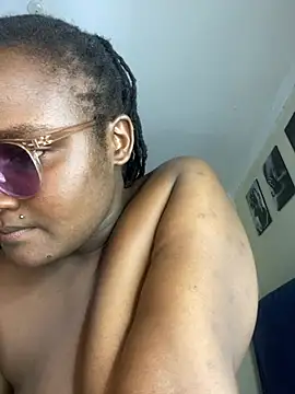 Sweet_Titts