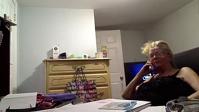 XTRAHORNYONE