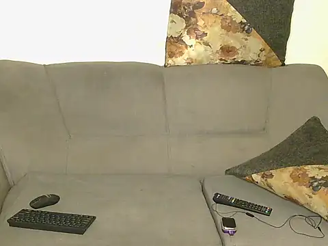Snazzy_Angels webcam