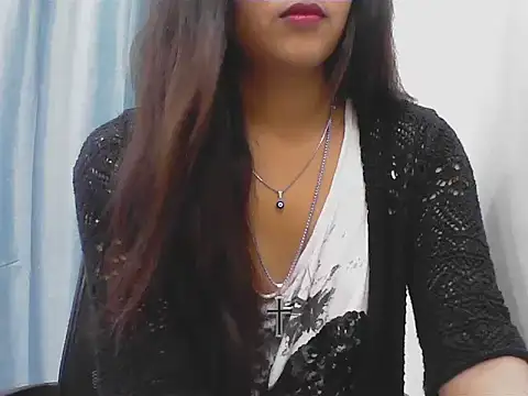 sexy__bby live cam on StripChat