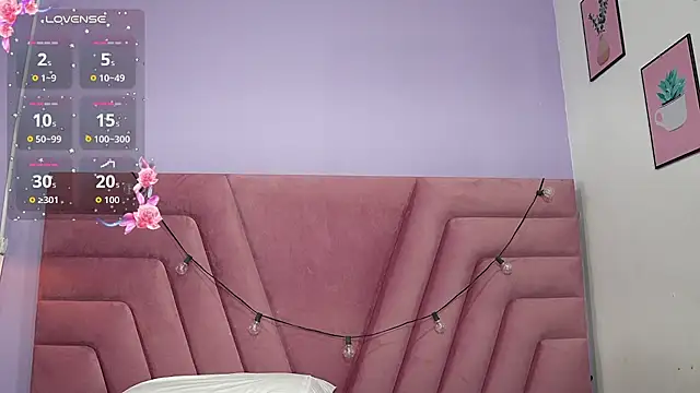 hornybarelylegalgirl