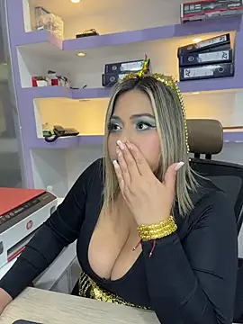 isabella_horney_ (F milf) - oil in tits and bomnce more 1 min ctrl