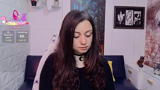 Eva_Roussell
