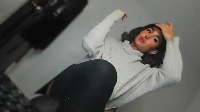 MistressNextDoor_