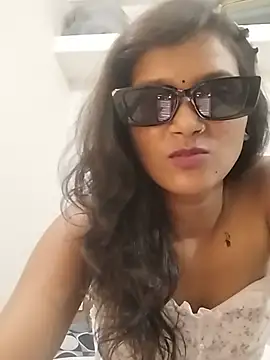 Joya_Crazy webcam