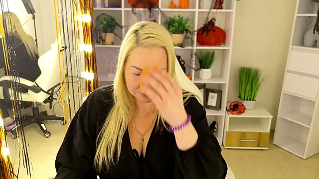 AdeleQW