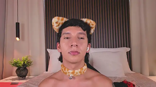 JacoboSwam live cam preview
