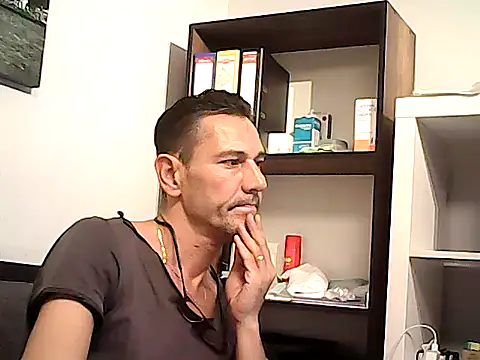 mastercharisma35