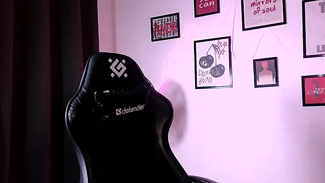AlisaFrost