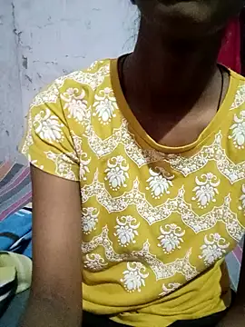 Saya-Tyagi, modèle webcam