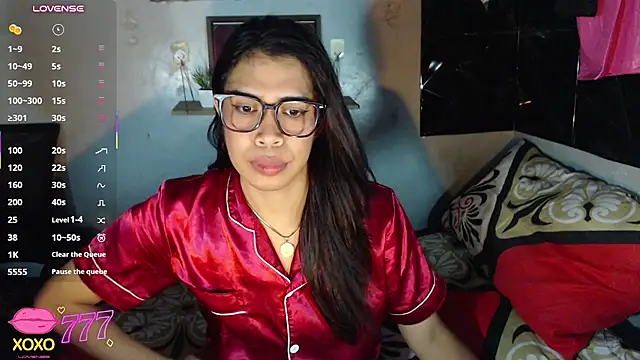 WifeAnastasia live cam on StripChat
