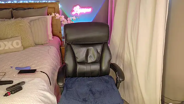 Lenaxox, modèle webcam