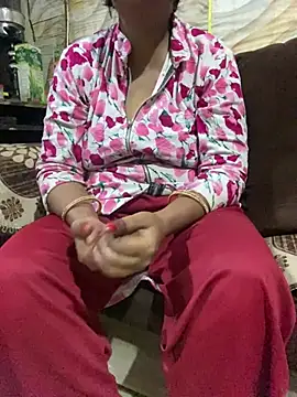 Meera_xxx live cam