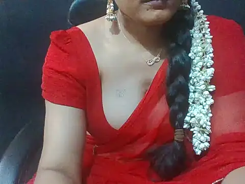 Thilothama_Vaishu live cam on StripChat