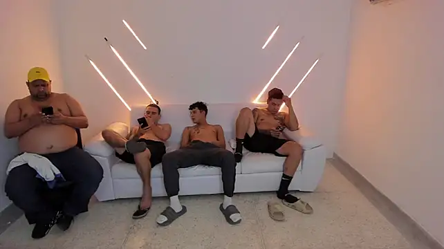 brutal_sex_room2k, modelo de webcam