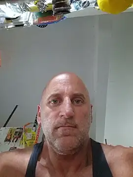 Senor_martin live cam on StripChat