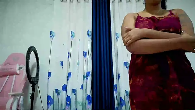 Queen_ashawary_ live cam on StripChat