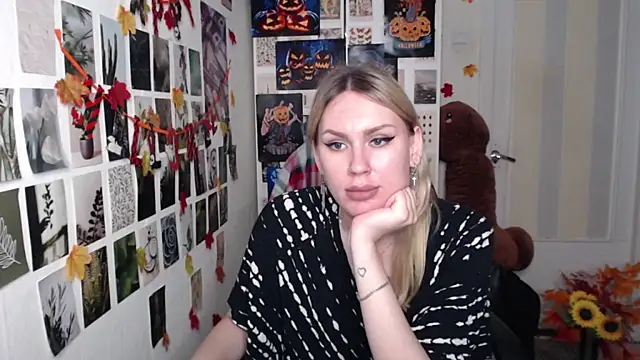 CapriScorpion live cam on StripChat