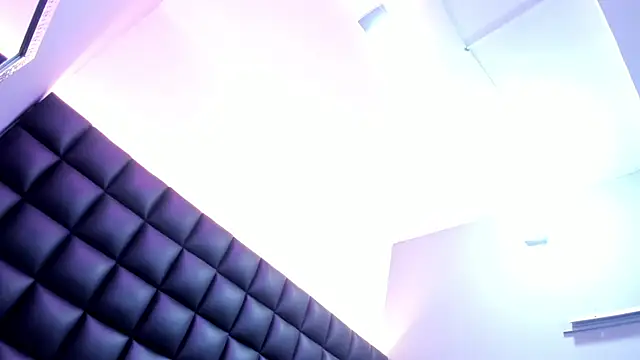 AmilaValentine live cam on StripChat