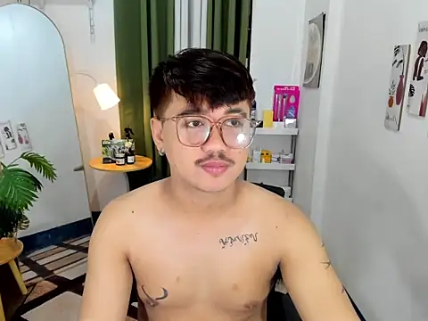 GabinJuicyHugeCock