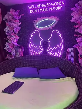 Dolce_violet