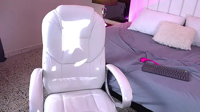 Mia_Celeste8