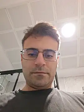 HugeTurkishCock, modelo de webcam