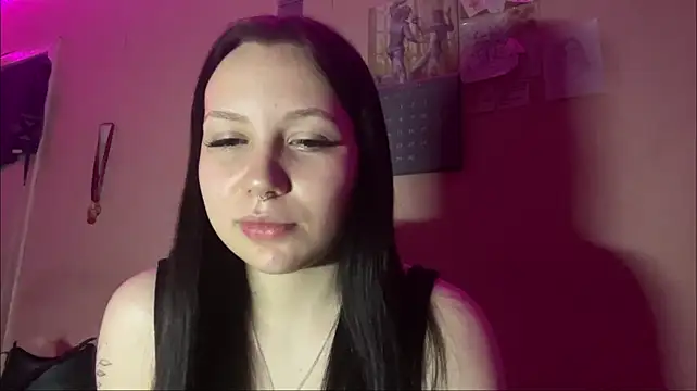eileenkowalske (F teen) - air kiss