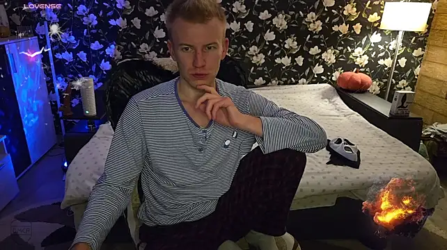 Vuitton webcam model