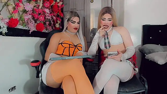 Thiara_veky_ in webcam