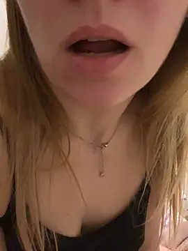 lonelyalexa